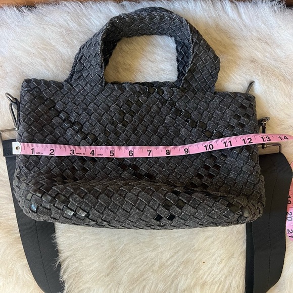 Elegant Black Woven Crossbody Bag - Picture 9 of 9
